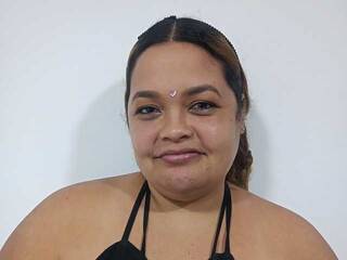 에로틱 한 영상 채팅 CarlaZafira