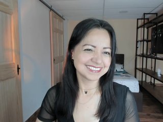 에로틱 한 영상 채팅 Carlin1511