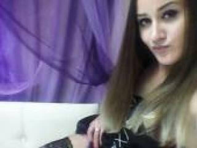 프로필 사진 carlyswift