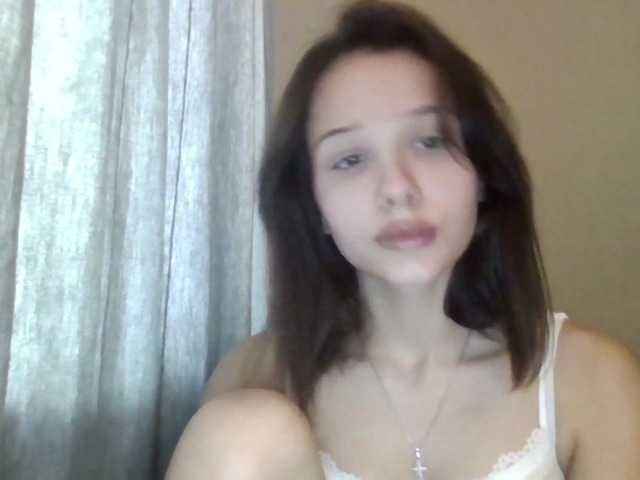 방송 스크린 샷 CarmenModel