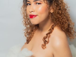 에로틱 한 영상 채팅 carol-cruz