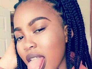 에로틱 한 영상 채팅 Carolina-Cutie