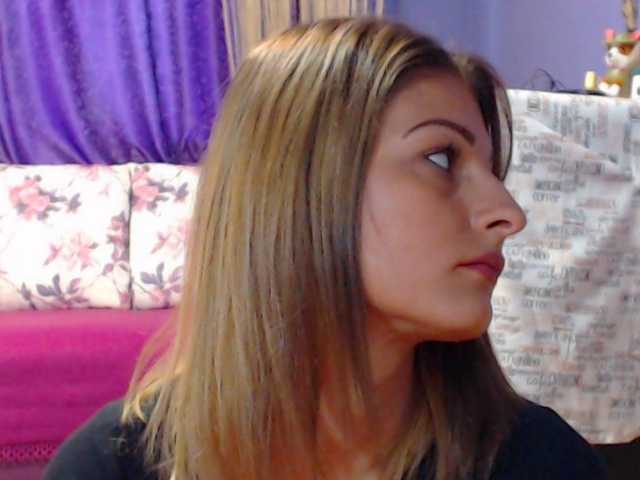 방송 스크린 샷 CaseyAndersG