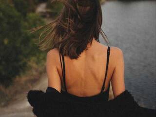 에로틱 한 영상 채팅 Casllandre