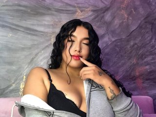 에로틱 한 영상 채팅 CatalinaCoopper