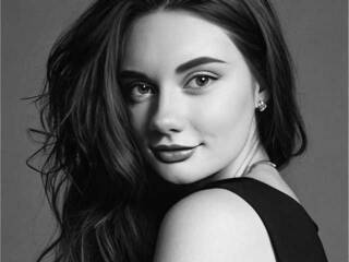 에로틱 한 영상 채팅 CathrynSharen