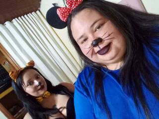 에로틱 한 영상 채팅 Celeste-Cory