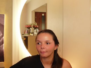 에로틱 한 영상 채팅 CelesteBailey