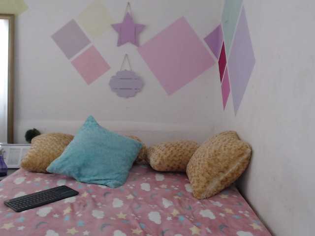 방송 스크린 샷 CelesteColins