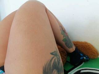 에로틱 한 영상 채팅 celinarachie