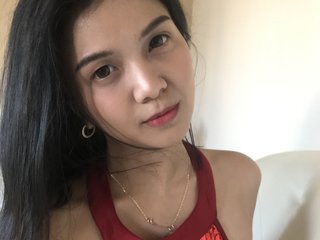 에로틱 한 영상 채팅 CelineMontes