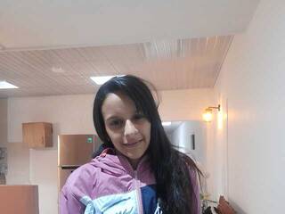 에로틱 한 영상 채팅 ChantalJay