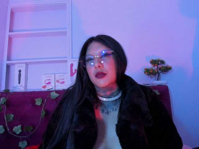 사진 chantallthx Hairyarmpits#Hairypussy#Cuckold#Mistress @anal For my new tattoo throughout my chest