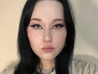 에로틱 한 영상 채팅 CharlaJarman