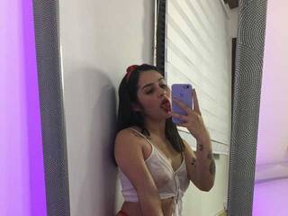 에로틱 한 영상 채팅 charlotemonet