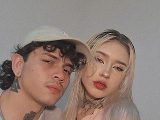 에로틱 한 영상 채팅 Charlotte-and-Liamm