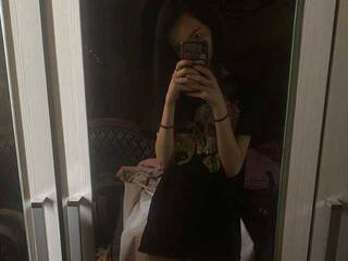 에로틱 한 영상 채팅 Charlotte-Angel