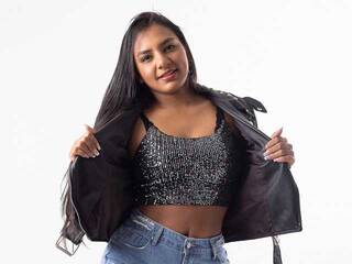 에로틱 한 영상 채팅 CharlotteBlak