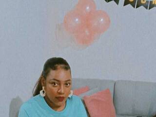 에로틱 한 영상 채팅 CharlotteGill