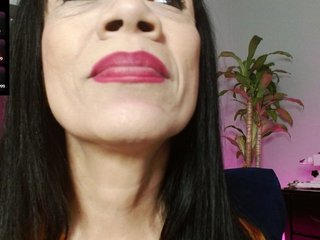 에로틱 한 영상 채팅 CharlotteLemke