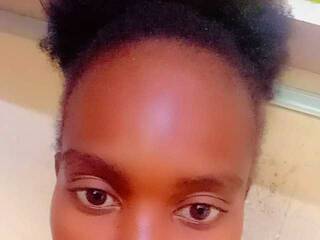 에로틱 한 영상 채팅 Charmydol