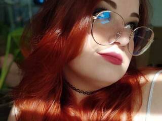 에로틱 한 영상 채팅 ChellWillTell