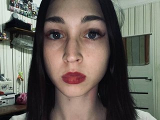 에로틱 한 영상 채팅 CherlynLinehan