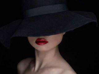 에로틱 한 영상 채팅 cherrygirl01