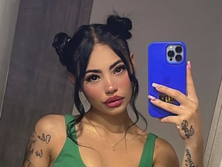에로틱 한 영상 채팅 cherrymodel
