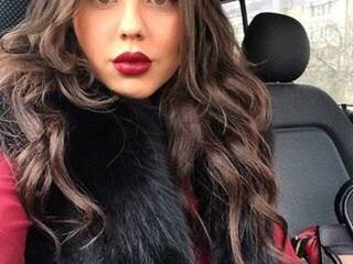 에로틱 한 영상 채팅 CherylRed