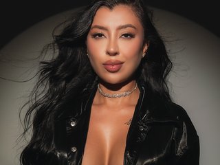 에로틱 한 영상 채팅 ChloeManson