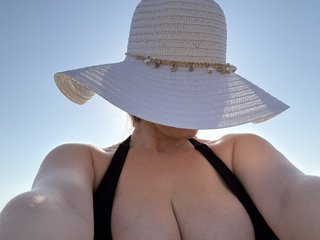 에로틱 한 영상 채팅 ChloeMelons