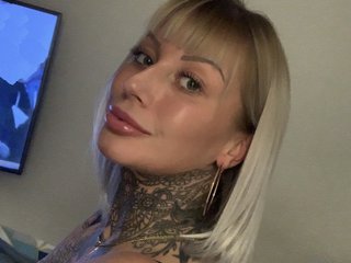 에로틱 한 영상 채팅 ChloePleasure