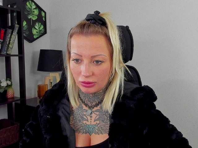 사진 ChloePleasure #tattoo#dominate#femdom#cuckold#dirtytalk#fantasize#joi