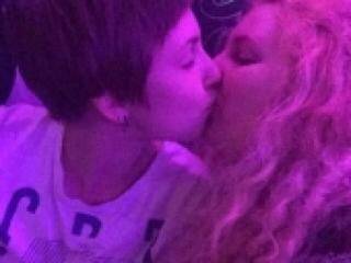 에로틱 한 영상 채팅 chlorid