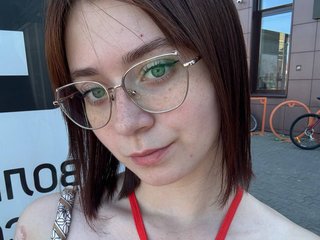 에로틱 한 영상 채팅 ChristianaParviainen