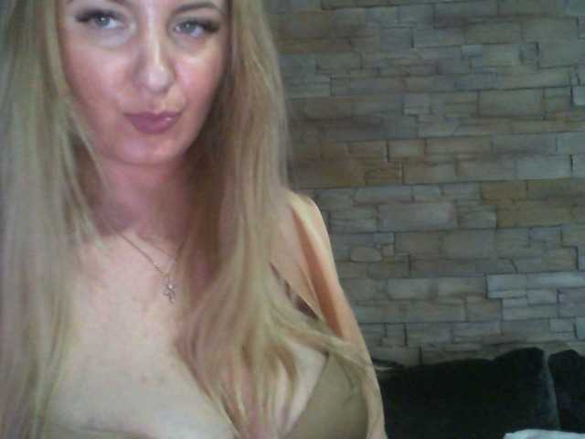 방송 스크린 샷 ChristinaHotX