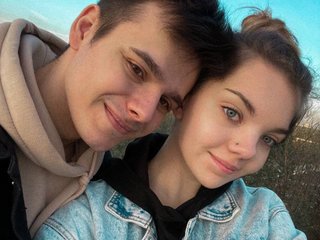 에로틱 한 영상 채팅 ChristineAndJames