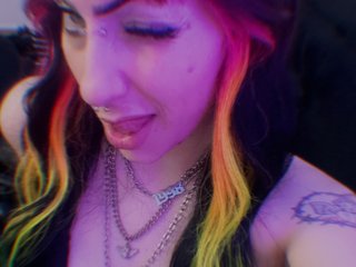 에로틱 한 영상 채팅 ChrryFoxx
