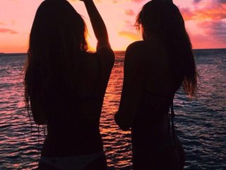 에로틱 한 영상 채팅 CiciRoses