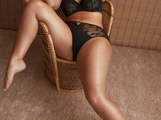 에로틱 한 영상 채팅 Ciintiadicker