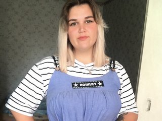 에로틱 한 영상 채팅 CindySmile