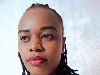 에로틱 한 영상 채팅 Clara-mylah