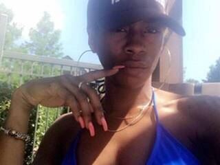 에로틱 한 영상 채팅 ClaSsyLady901