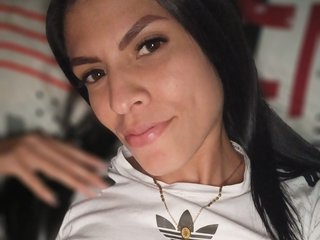 에로틱 한 영상 채팅 Claudia95a