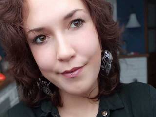 에로틱 한 영상 채팅 ClaudiaMiss