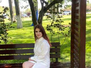 에로틱 한 영상 채팅 CleoFly