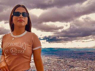 에로틱 한 영상 채팅 Conii22