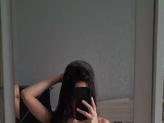 에로틱 한 영상 채팅 ConnieSmile