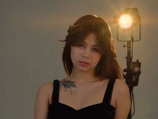 에로틱 한 영상 채팅 CoralineJones